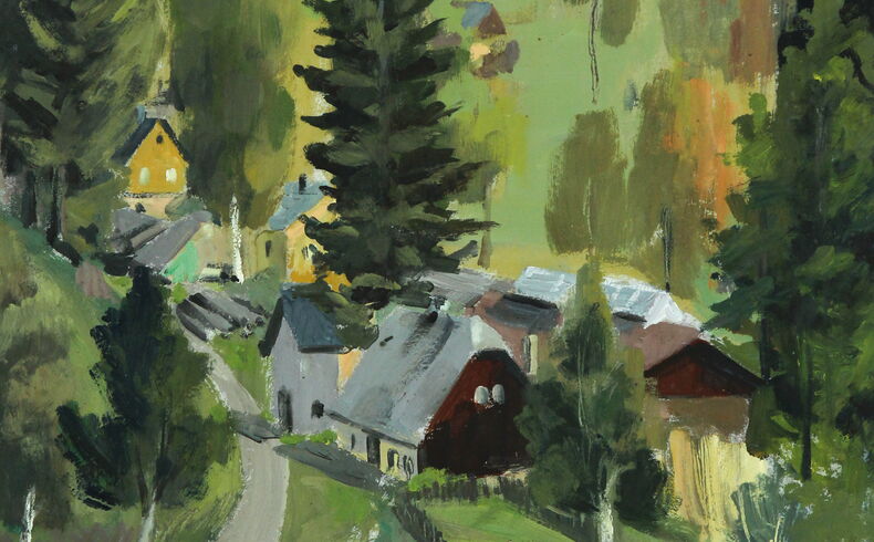 Hans Meitzner, Sägewerk Geyer, um 1968. Blick in ein Tal mit einem Sägewerk und anderen Gebäuden sowie einer markanten Fichte in der Bildmitte, fleckig-lockere Malweise mit grau-grüner Farbgebung